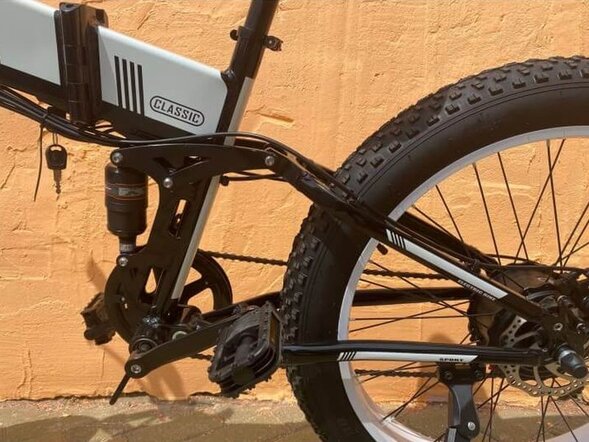 Электровелосипед GT V8